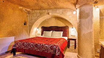 Shiraz Cave Cappadocia