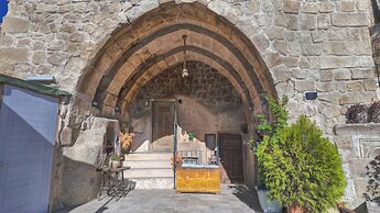 Shiraz Cave Cappadocia