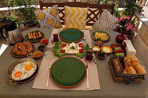 Shiraz Cave Cappadocia