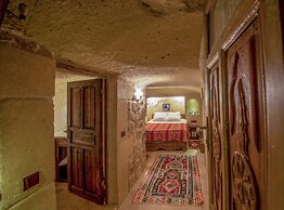 Shiraz Cave Cappadocia