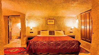 Shiraz Cave Cappadocia