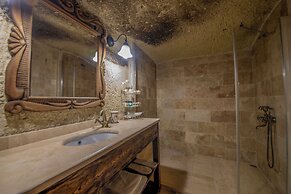 Shiraz Cave Cappadocia