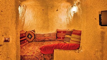 Shiraz Cave Cappadocia
