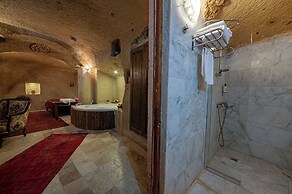 Shiraz Cave Cappadocia