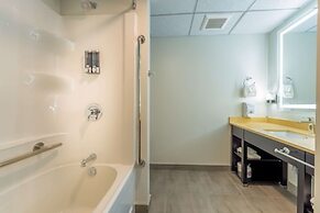 Quality Inn Sunshine Suites