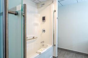 Quality Inn Sunshine Suites