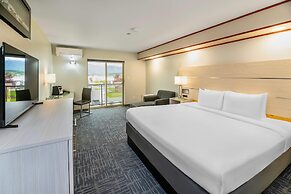 Quality Inn Sunshine Suites
