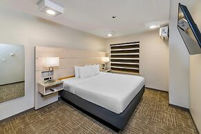 Quality Inn Sunshine Suites