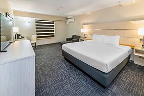 Quality Inn Sunshine Suites
