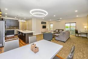 Quality Inn Sunshine Suites