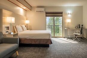 Quality Inn Sunshine Suites