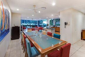 Pavillions 1 - Hamilton Island