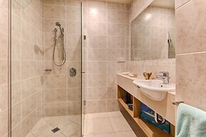 Pavillions 1 - Hamilton Island