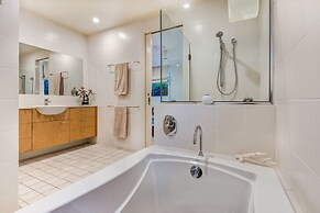 Pavillions 1 - Hamilton Island