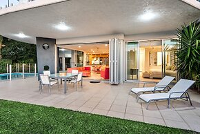 Pavillions 1 - Hamilton Island