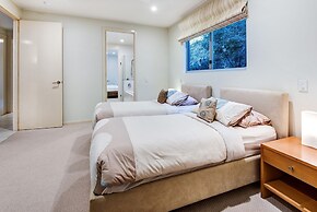 Pavillions 1 - Hamilton Island