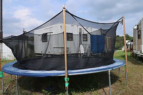 Glamping Village LEAF