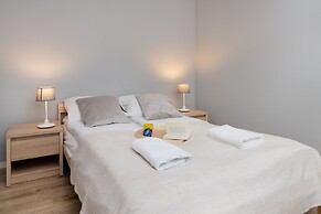 Gdynia Apartment Nasypowa by Renters