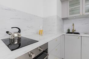 Gdynia Apartment Nasypowa by Renters