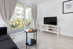 Gdynia Apartment Nasypowa by Renters