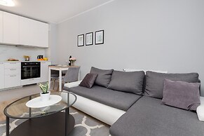 Gdynia Apartment Nasypowa by Renters