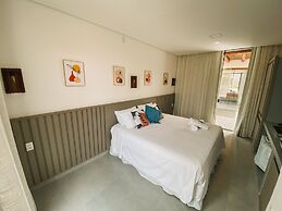 Raroguis Pousada e Café