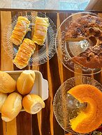 Raroguis Pousada e Café