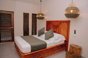 Huku Beach Hostel