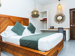 Huku Beach Hostel