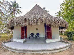 Huku Beach Hostel