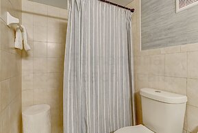 220 Amelia By The Sea 3 Bedroom Condo by RedAwning