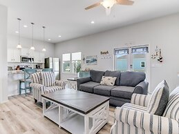 Reel Inn Relax 3 Bedroom Home by RedAwning