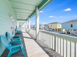 Reel Inn Relax 3 Bedroom Home by RedAwning