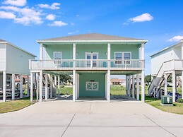 Reel Inn Relax 3 Bedroom Home by RedAwning