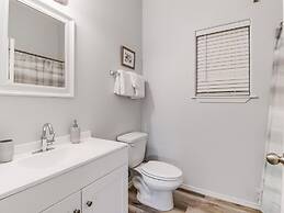 Reel Inn Relax 3 Bedroom Home by RedAwning