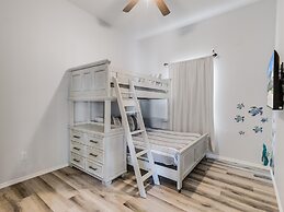 Reel Inn Relax 3 Bedroom Home by RedAwning