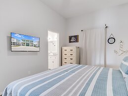 Reel Inn Relax 3 Bedroom Home by RedAwning