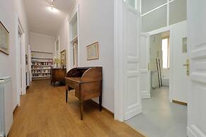 4bnb - Spacious Belli Apartment