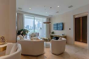 Five Palm Jumeirah Luxurious 2bdr Stunning Views