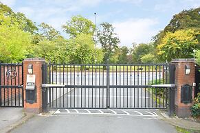 The Mews @ Aboyne Close Birmingham