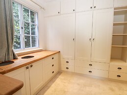 Bailey Cottage