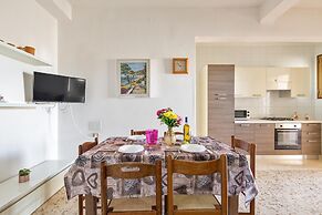 2529 Aura Apartments - Trilo Asia PP SX by Barbarhouse