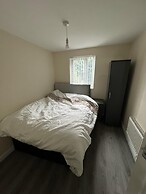 1 Private Bedroom Sharing Bathroom and Kitchen