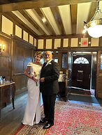 Frederick Stearns House Historic Inn