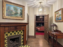 Frederick Stearns House Historic Inn