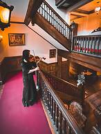 Frederick Stearns House Historic Inn