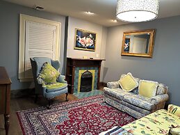 Frederick Stearns House Historic Inn