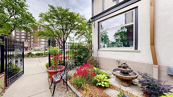 Frederick Stearns House Historic Inn
