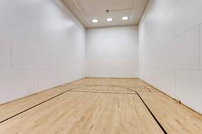 Bluegreen's StreamSide at Vail