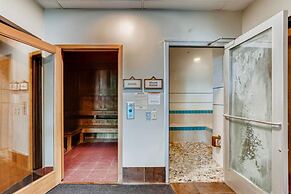 Bluegreen's StreamSide at Vail